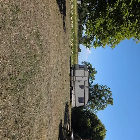 Camping Au Soleil *